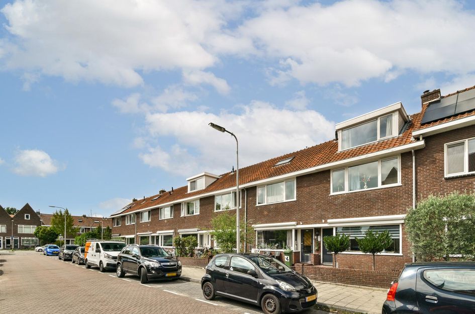 J.P. Heyestraat 6