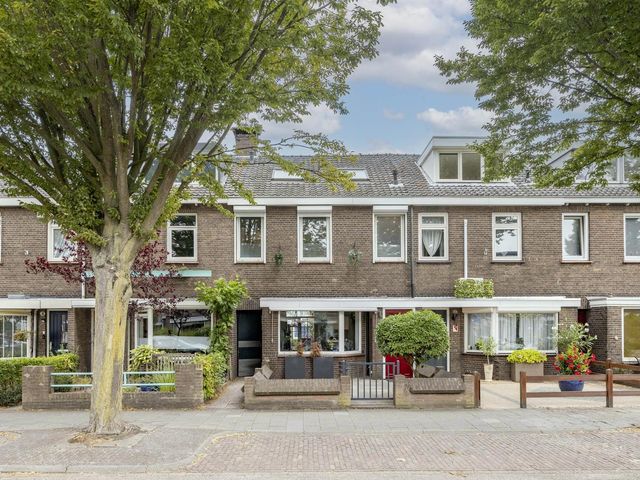 Deken Botsstraat 6, Tilburg