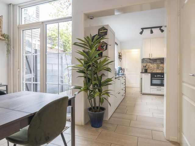 Deken Botsstraat 6, Tilburg