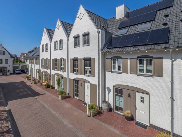 Zandenburg 16, Oegstgeest