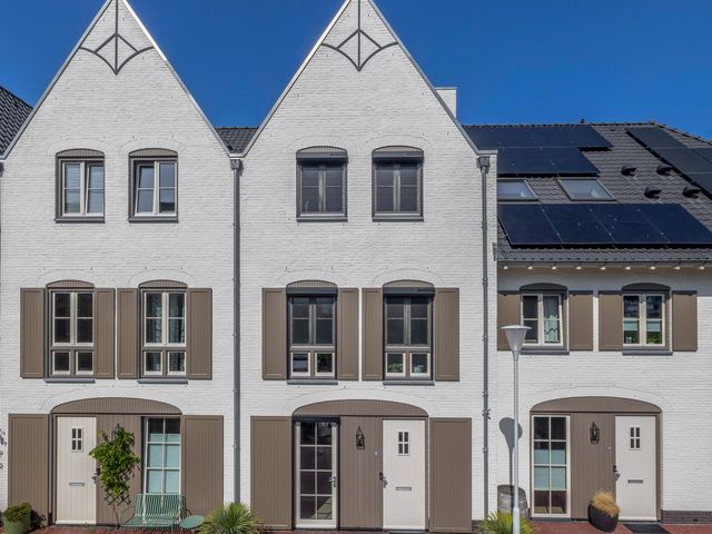 Zandenburg 16, Oegstgeest