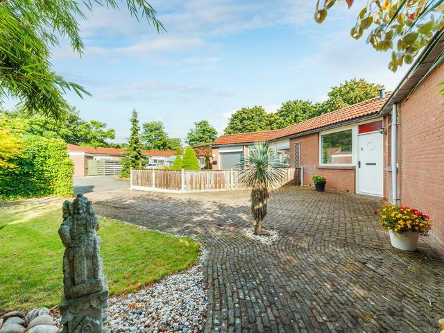 Campbellhof 48, Dronten