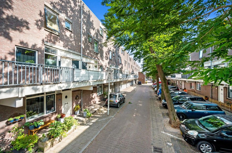 Albert Rousselstraat 46