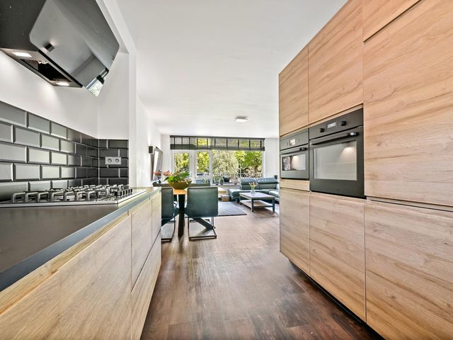 Albert Rousselstraat 46, 'S-Gravenhage