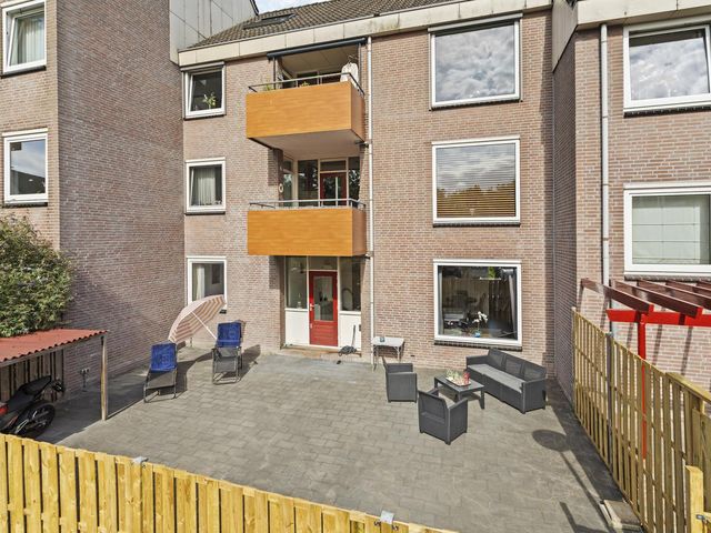 Hofmark 353, Almere