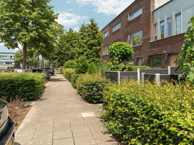 Rodinweg 71, Almere