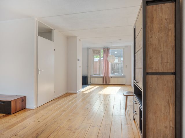 Oksholm 40, Hoofddorp