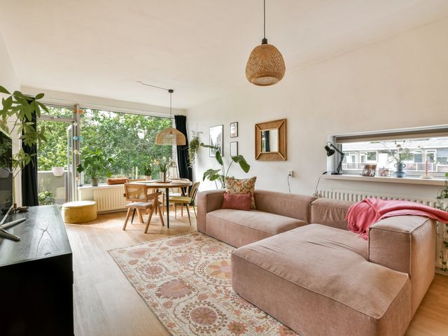 Julianaplantsoen 61, Diemen