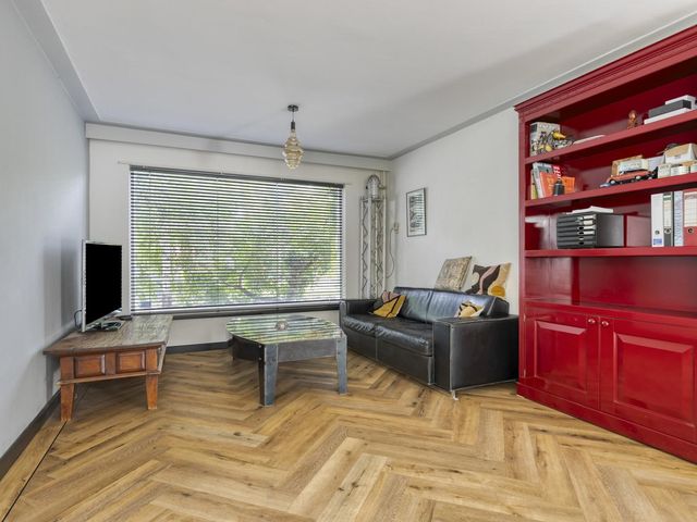 Beneluxlaan 18, Tilburg