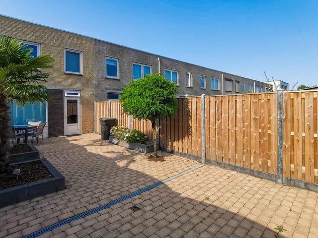 Liefkenshoekstraat 61, Tilburg