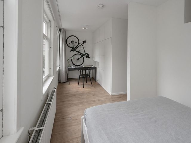Semarangstraat 28 1, Amsterdam