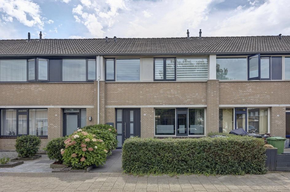 Johann Straussstraat 27