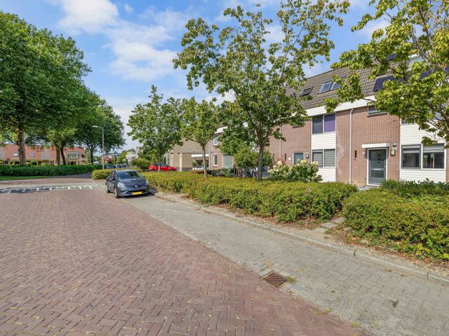 Gelrelaan 16, Emmeloord