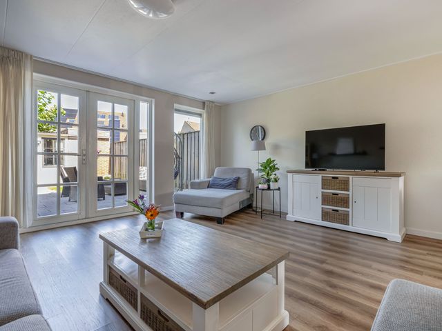 Gelrelaan 16, Emmeloord
