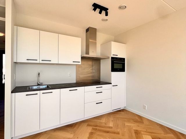 Roentgenstraat 143, Rotterdam