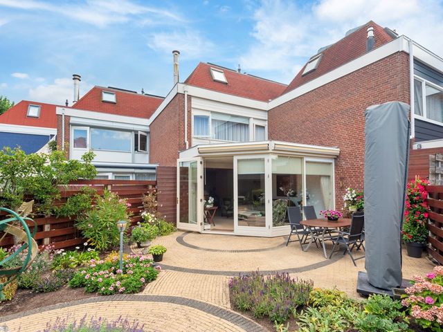 Parnassialaan 90, Noordwijkerhout