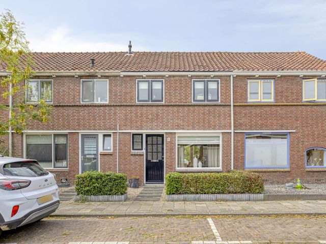 Violenstraat 5, Goes