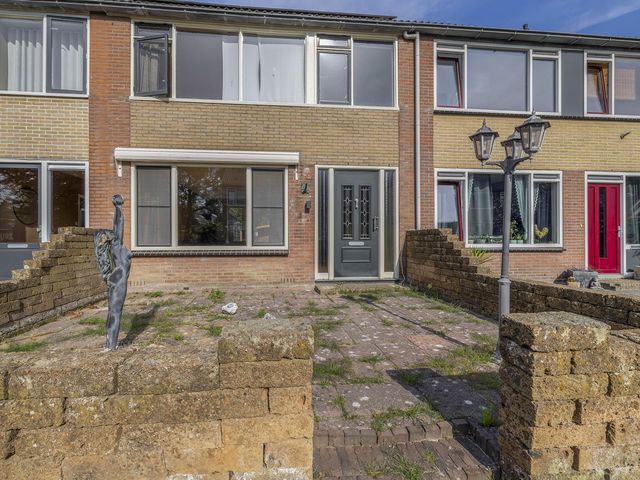 Goudenregenlaan 5, Middenmeer