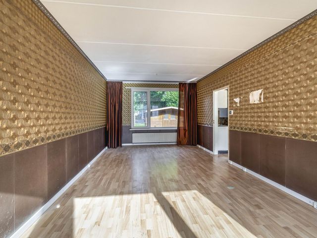 Goudenregenlaan 5, Middenmeer