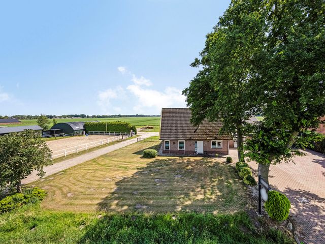 Oude Wilhelmsweg 17, Emmen