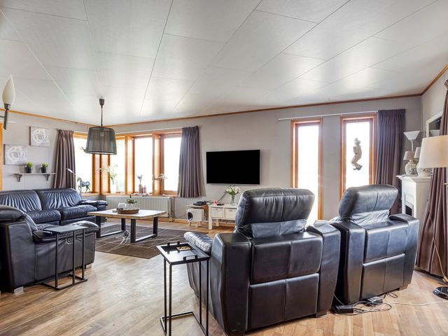 Oude Wilhelmsweg 17, Emmen