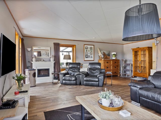 Oude Wilhelmsweg 17, Emmen