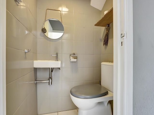 Heimond 27, De Lier