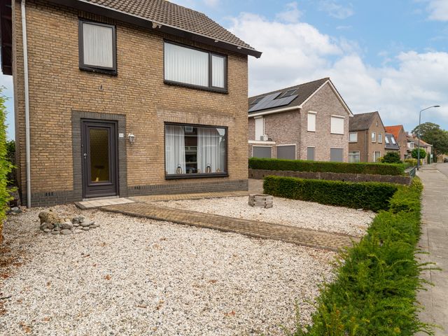 Van Der Duinstraat 30, Sprang-Capelle