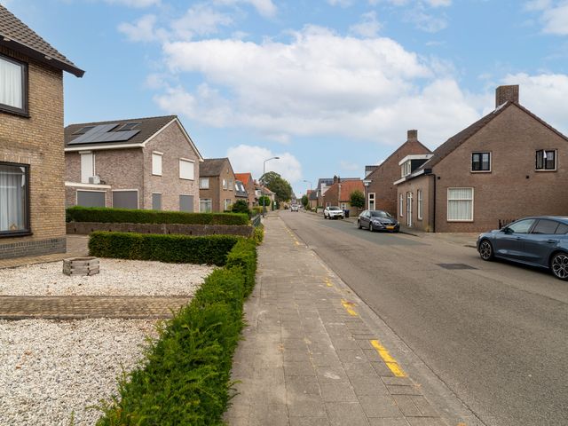Van Der Duinstraat 30, Sprang-Capelle