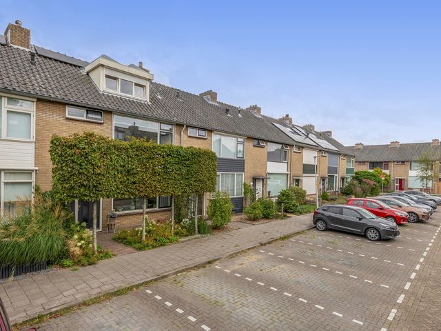 Sweelinckhof 27, Waddinxveen