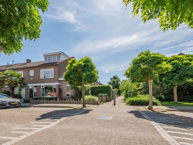 Prinses Marijkelaan 9, Den Hoorn