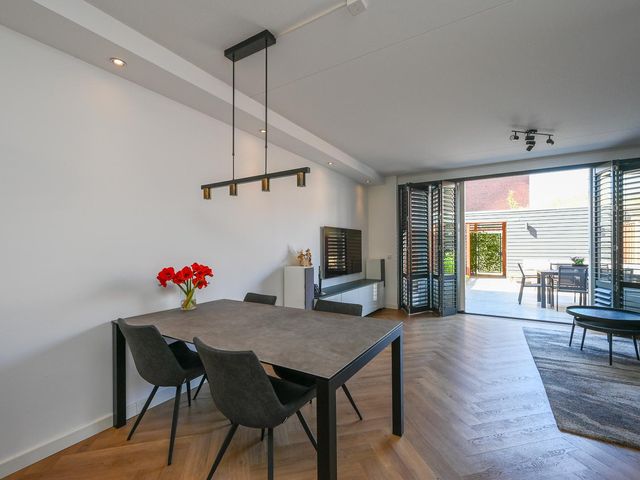 Westmadeweg 49, 'S-Gravenhage