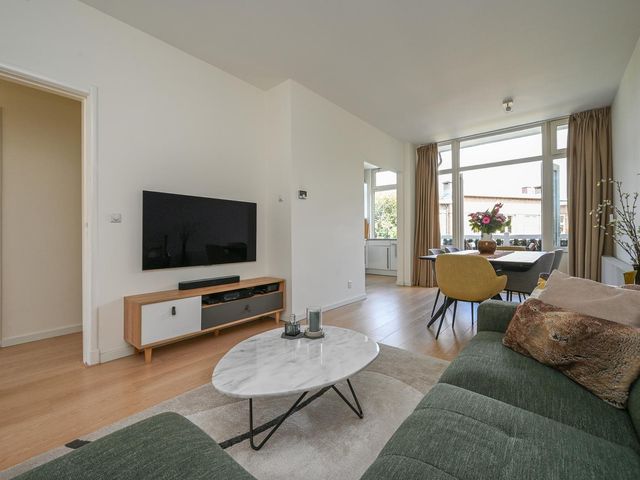 Anjelierstraat 43, 'S-Gravenhage