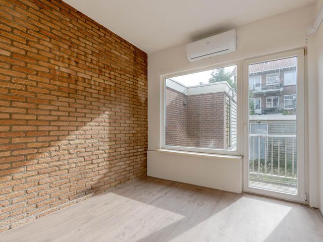 Dorpsweg 164A, Rotterdam