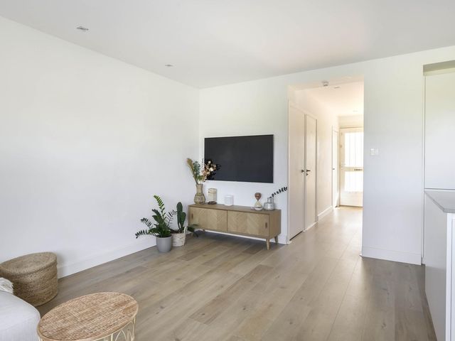 Suze Groeneweglaan 25, Rotterdam