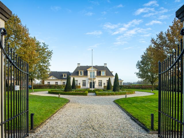 Ypeloweg 2m, Enter