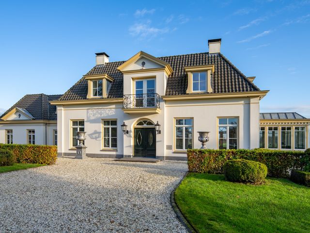 Ypeloweg 2m, Enter
