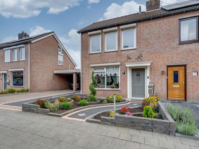 Noordsingel 47, Sprundel