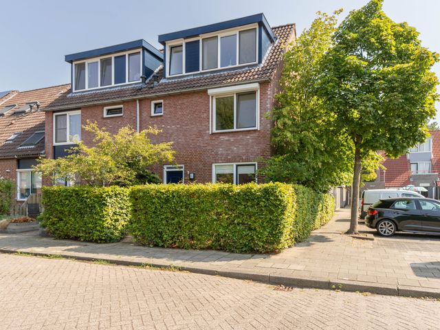 Dotterbloem 14, Oude Wetering