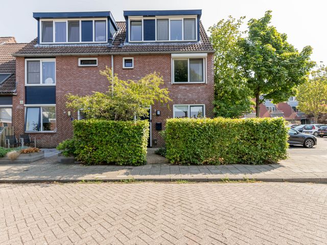 Dotterbloem 14, Oude Wetering