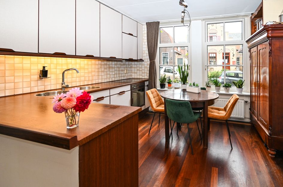 Commandeurstraat 7