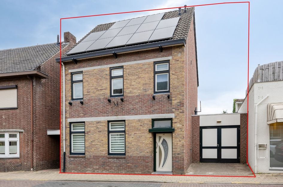 Dorpstraat 42