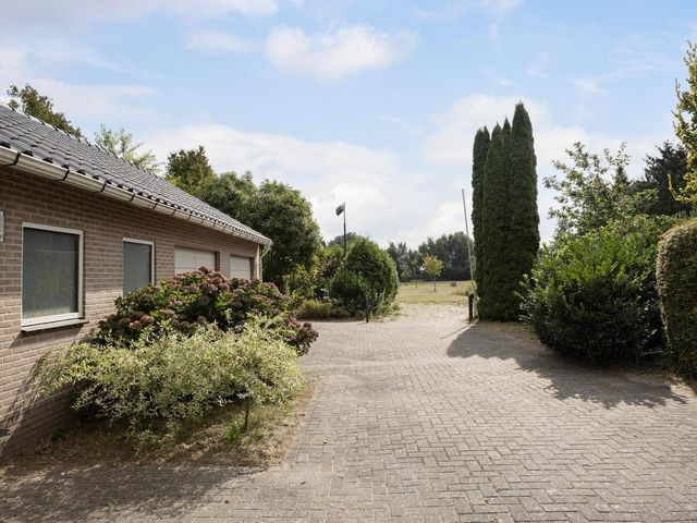 Peelstraat 15, Erica