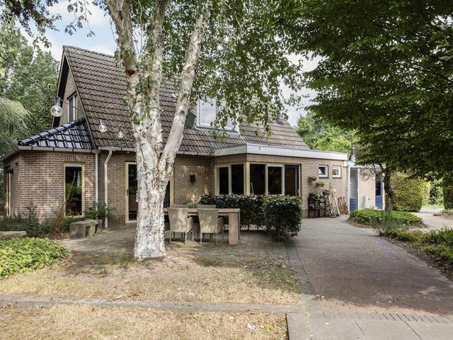 Peelstraat 15, Erica