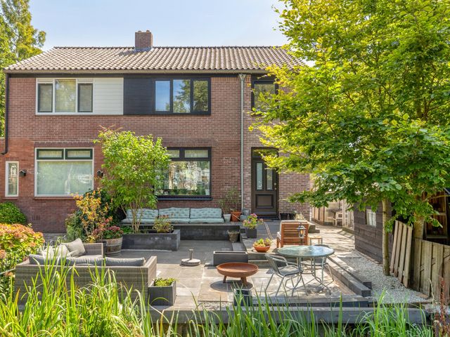 Hoofdweg-Zuid 10, Nieuwerkerk aan den IJssel