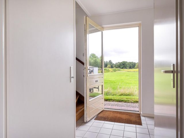 Weinterp 31, Wijnjewoude