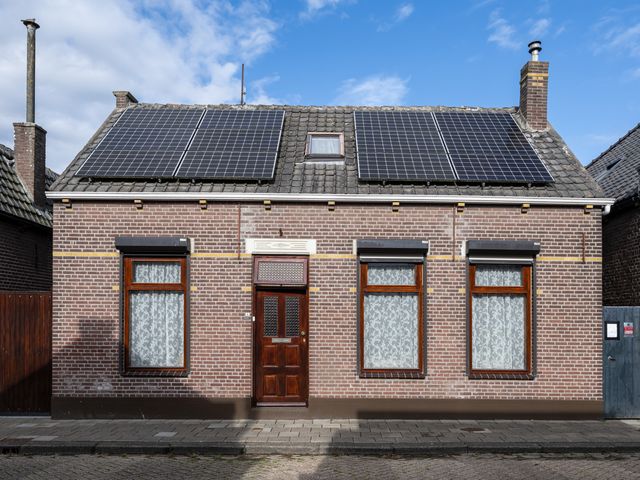 Wilhelminastraat 6, Den Bommel