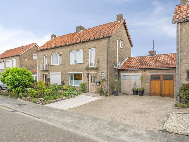 Molenlaan 42, Susteren