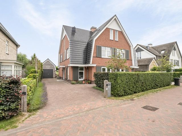 Blikveld 32, Maassluis