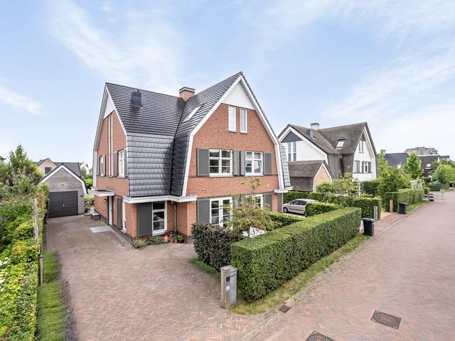 Blikveld 32, Maassluis